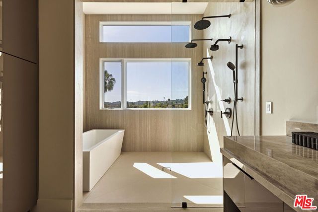 16838 Oak View Drive, Encino (los Angeles), CA 91436