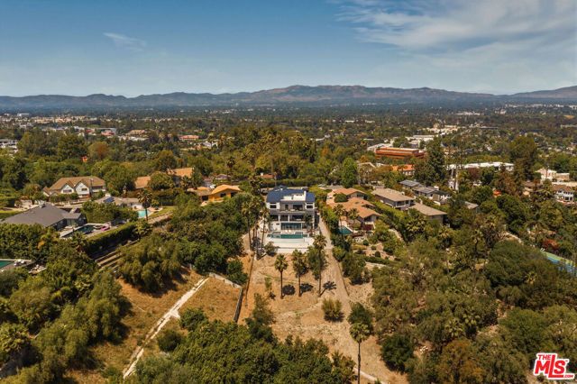 16838 Oak View Drive, Encino (los Angeles), CA 91436