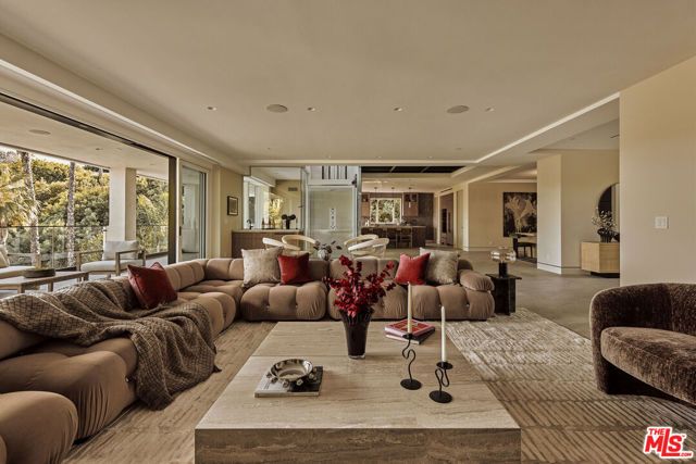 16838 Oak View Drive, Encino (los Angeles), CA 91436