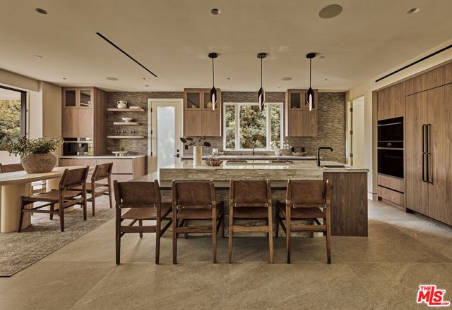 16838 Oak View Drive, Encino (los Angeles), CA 91436