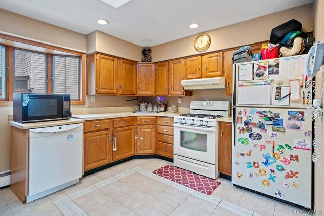 101 Sexton Road, West Babylon, NY 11704