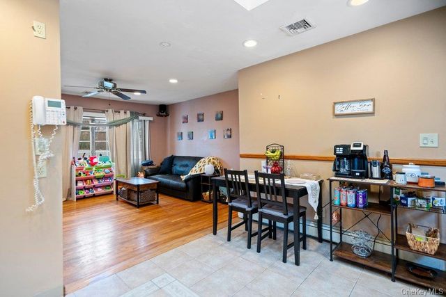 101 Sexton Road, West Babylon, NY 11704