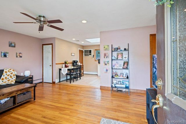 101 Sexton Road, West Babylon, NY 11704
