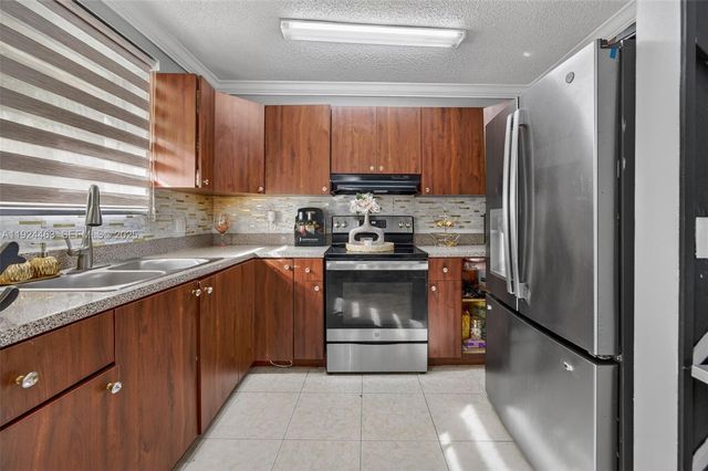 12235 SW 202nd St, Miami, FL 33177