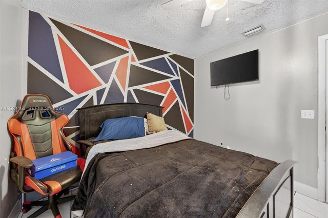 12235 SW 202nd St, Miami, FL 33177