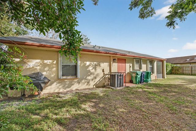 12235 SW 202nd St, Miami, FL 33177