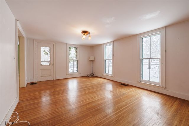 180 Lyell Street, Ogden, NY 14559