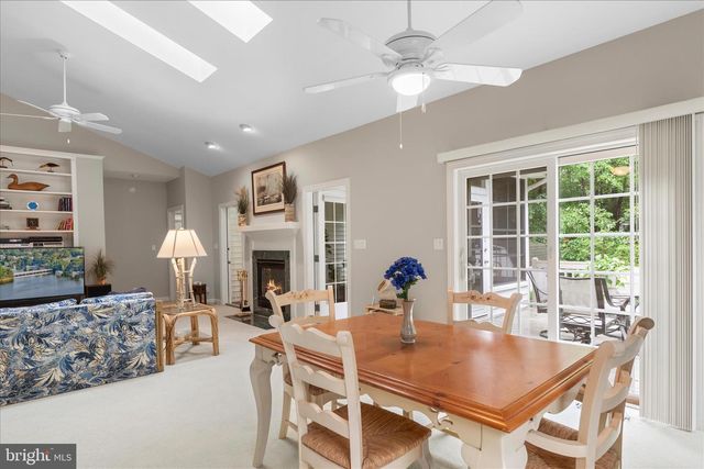 11 BURR HILL DR, Berlin, MD 21811