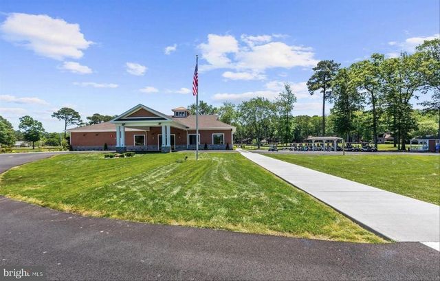 11 BURR HILL DR, Berlin, MD 21811
