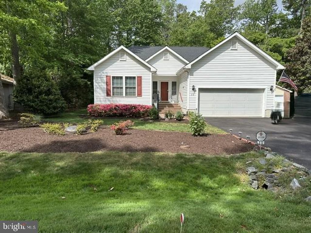 11 BURR HILL DR, Berlin, MD 21811