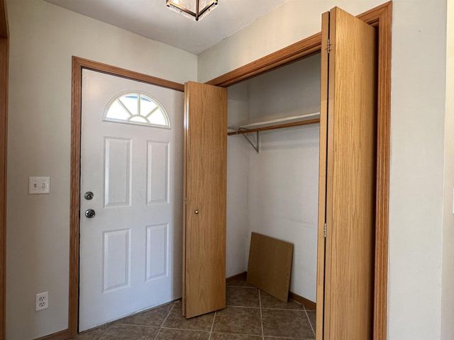 2710 N Wright Road, Janesville, WI 53546