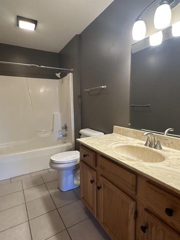 2710 N Wright Road, Janesville, WI 53546