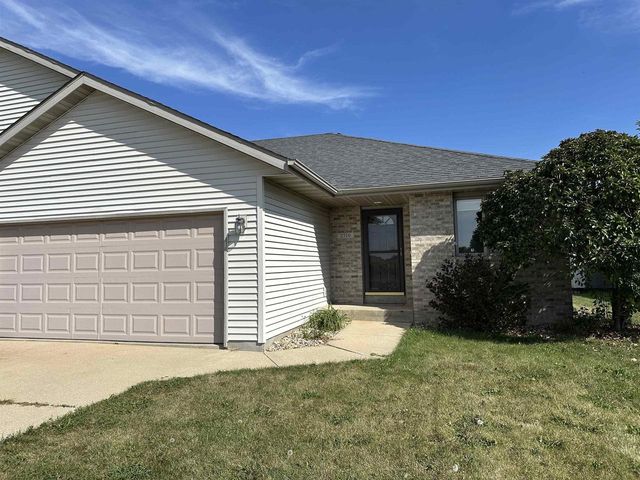 2710 N Wright Road, Janesville, WI 53546