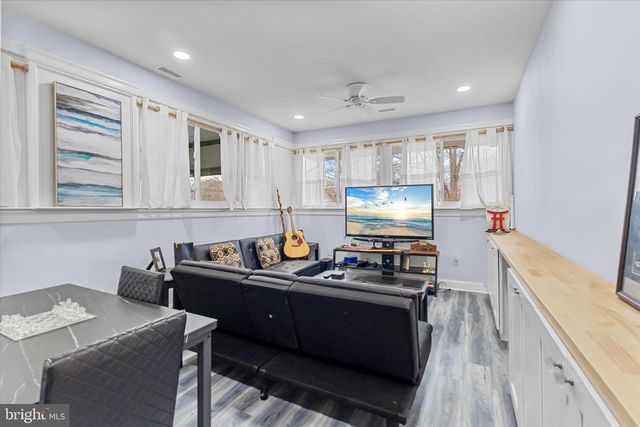 4301 LAWRENCE ST, Alexandria, VA 22309