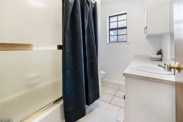 232 S Moseley Street, De Leon, TX 76444