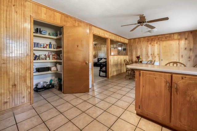 232 S Moseley Street, De Leon, TX 76444