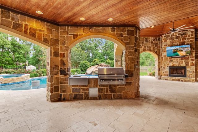 28002 Whispering Maple Way, Spring, TX 77386