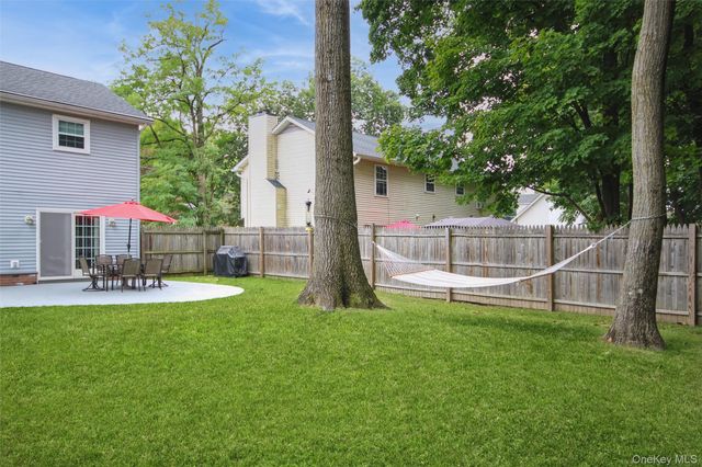 183 Fulton Street, Poughkeepsie, NY 12601