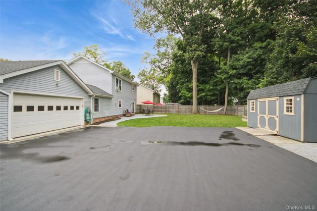 183 Fulton Street, Poughkeepsie, NY 12601