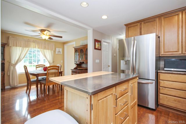183 Fulton Street, Poughkeepsie, NY 12601