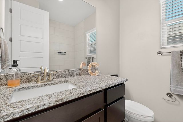 494 Adeline Avenue SW, Los Lunas, NM 87031