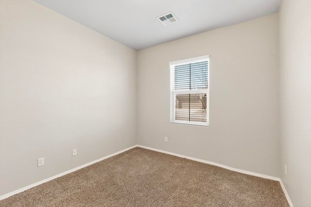 494 Adeline Avenue SW, Los Lunas, NM 87031