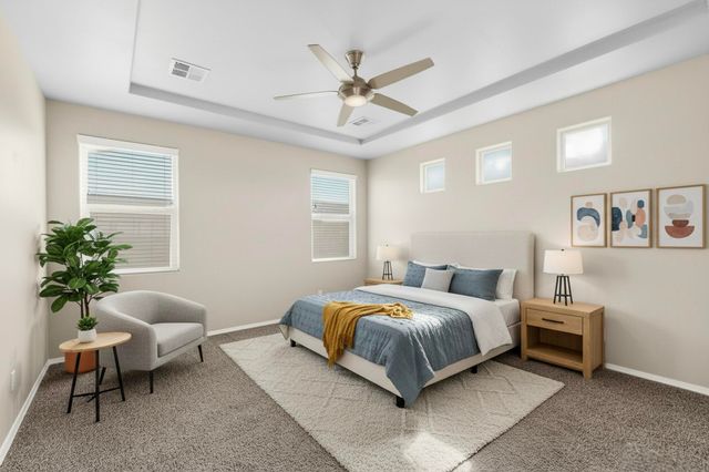 494 Adeline Avenue SW, Los Lunas, NM 87031