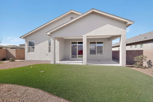 494 Adeline Avenue SW, Los Lunas, NM 87031