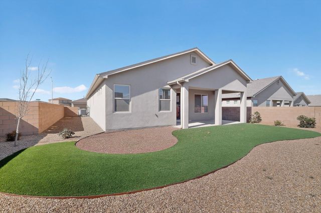 494 Adeline Avenue SW, Los Lunas, NM 87031