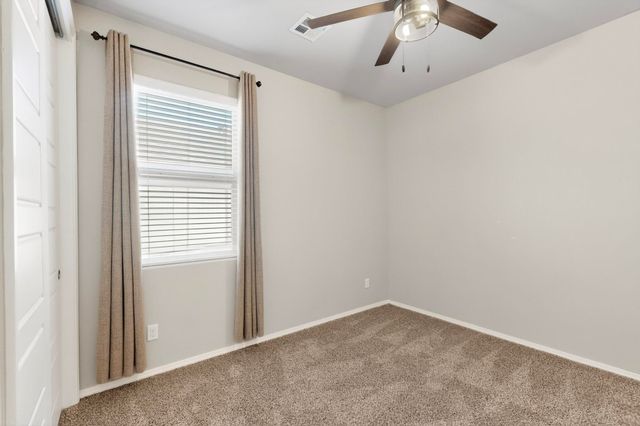 494 Adeline Avenue SW, Los Lunas, NM 87031