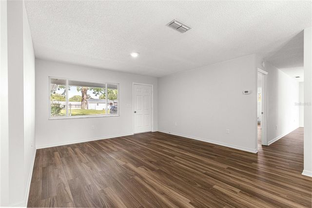 10957 SW 63RD AVENUE, Ocala, FL 34476