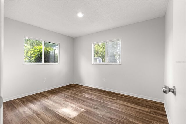 10957 SW 63RD AVENUE, Ocala, FL 34476