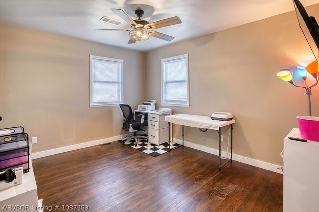 322 N Seventh Street, Charleston, AR 72933