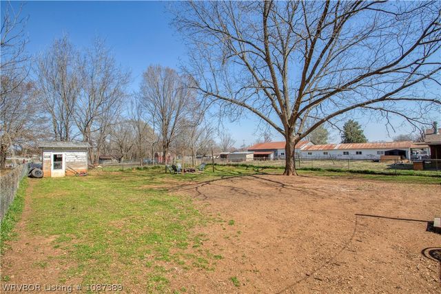 322 N Seventh Street, Charleston, AR 72933