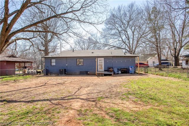 322 N Seventh Street, Charleston, AR 72933