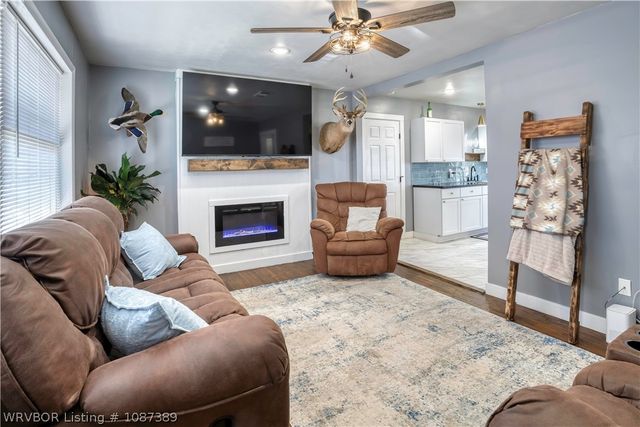 322 N Seventh Street, Charleston, AR 72933