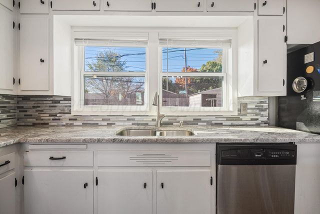 2220 SE 19TH Avenue, Amarillo, TX 79103