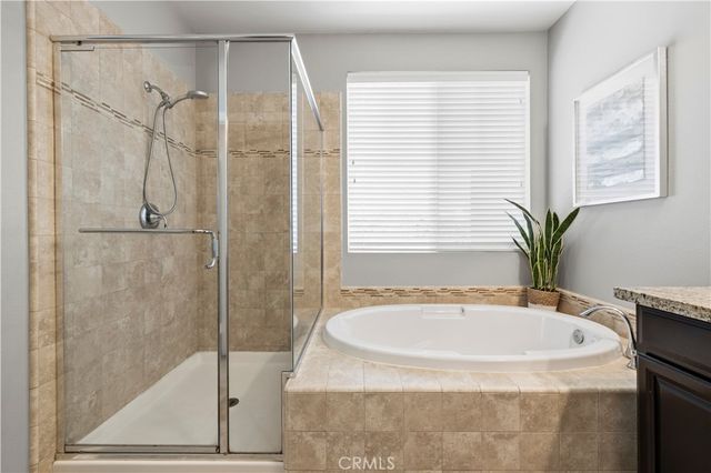 29105 N West Hills, Valencia, CA 91354