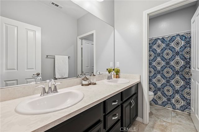 29105 N West Hills, Valencia, CA 91354