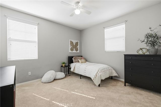 29105 N West Hills, Valencia, CA 91354