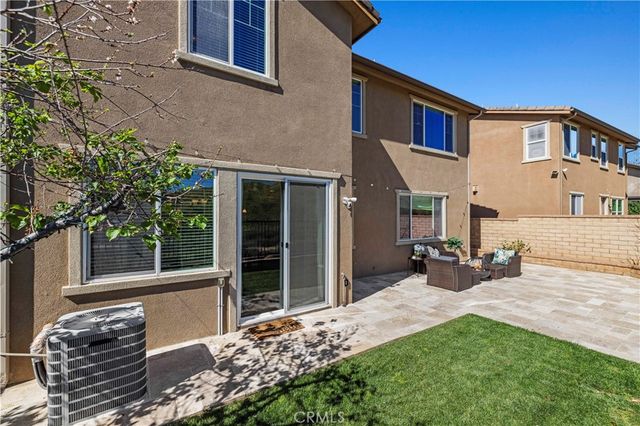 29105 N West Hills, Valencia, CA 91354