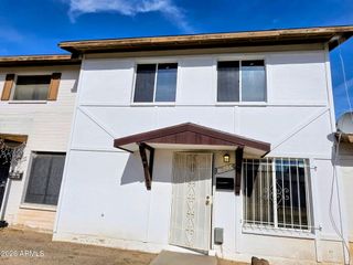 7123 W HAZELWOOD Street, Phoenix, AZ 85033