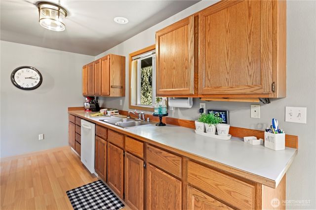 10103 27th Drive SE, Everett, WA 98208