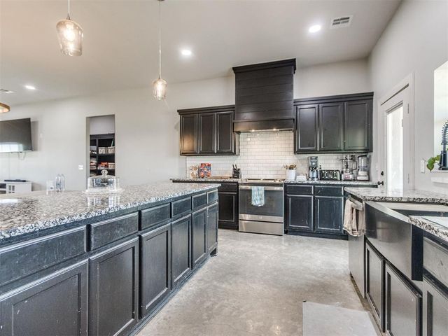 5213 NW Cemetery Road, Piedmont, OK 73078