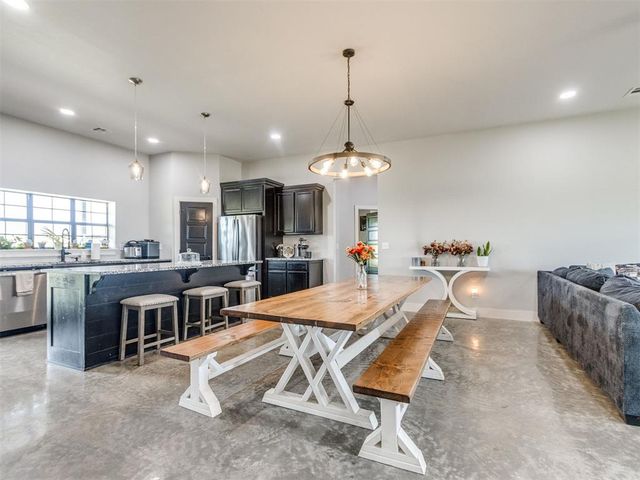 5213 NW Cemetery Road, Piedmont, OK 73078