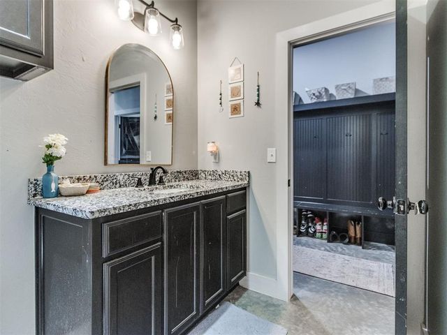 5213 NW Cemetery Road, Piedmont, OK 73078