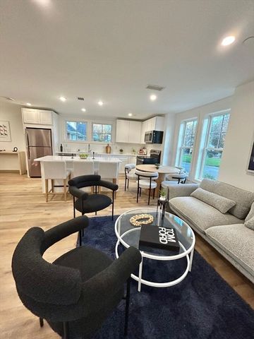 26 Union Street 112, Natick, MA 01760