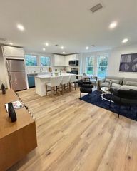 26 Union Street 112, Natick, MA 01760