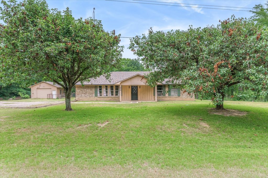5155 Fm 1504, Wills Point, TX 75169
