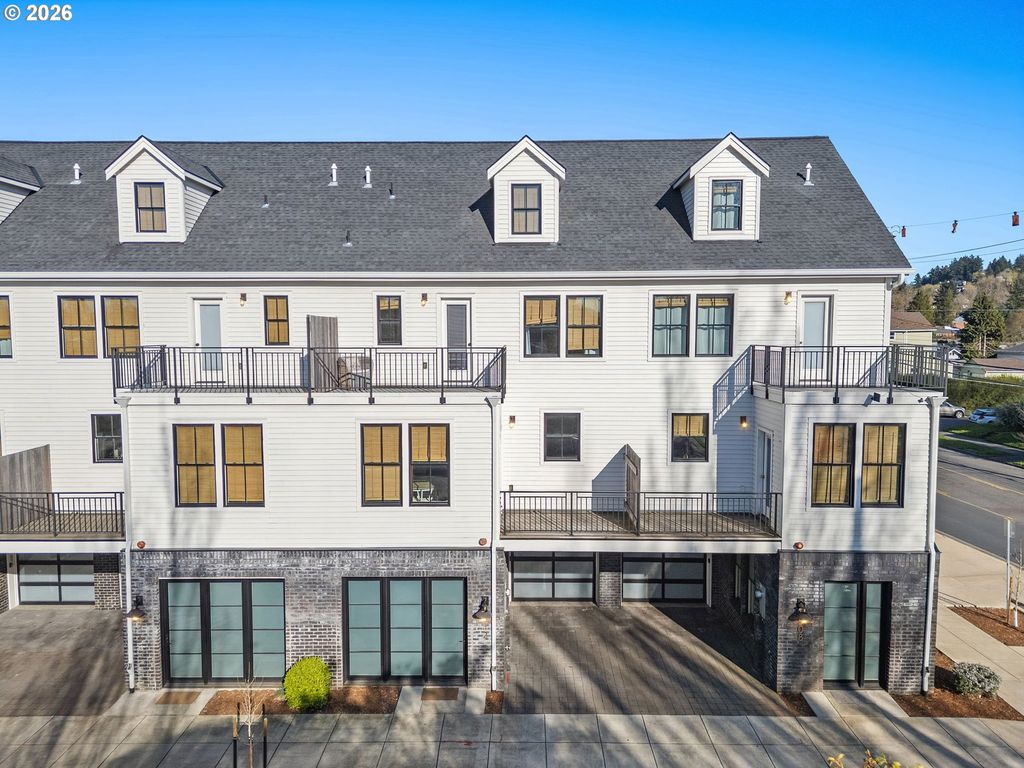 512 Ne 56TH Ave, Portland, OR 97213